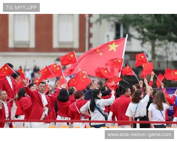 街头与河上演绎奥运开幕多元风采