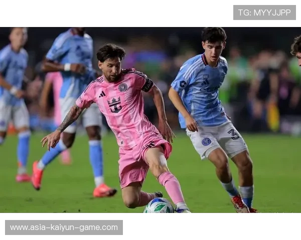 梅西抢断就地反击，迈阿密国际三脚打穿，梅西 秘鲁